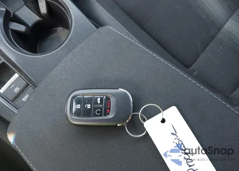 2023 Honda Civic Sport z USA, uszkodzony, nr VIN 2HGFE2F5XPH519686